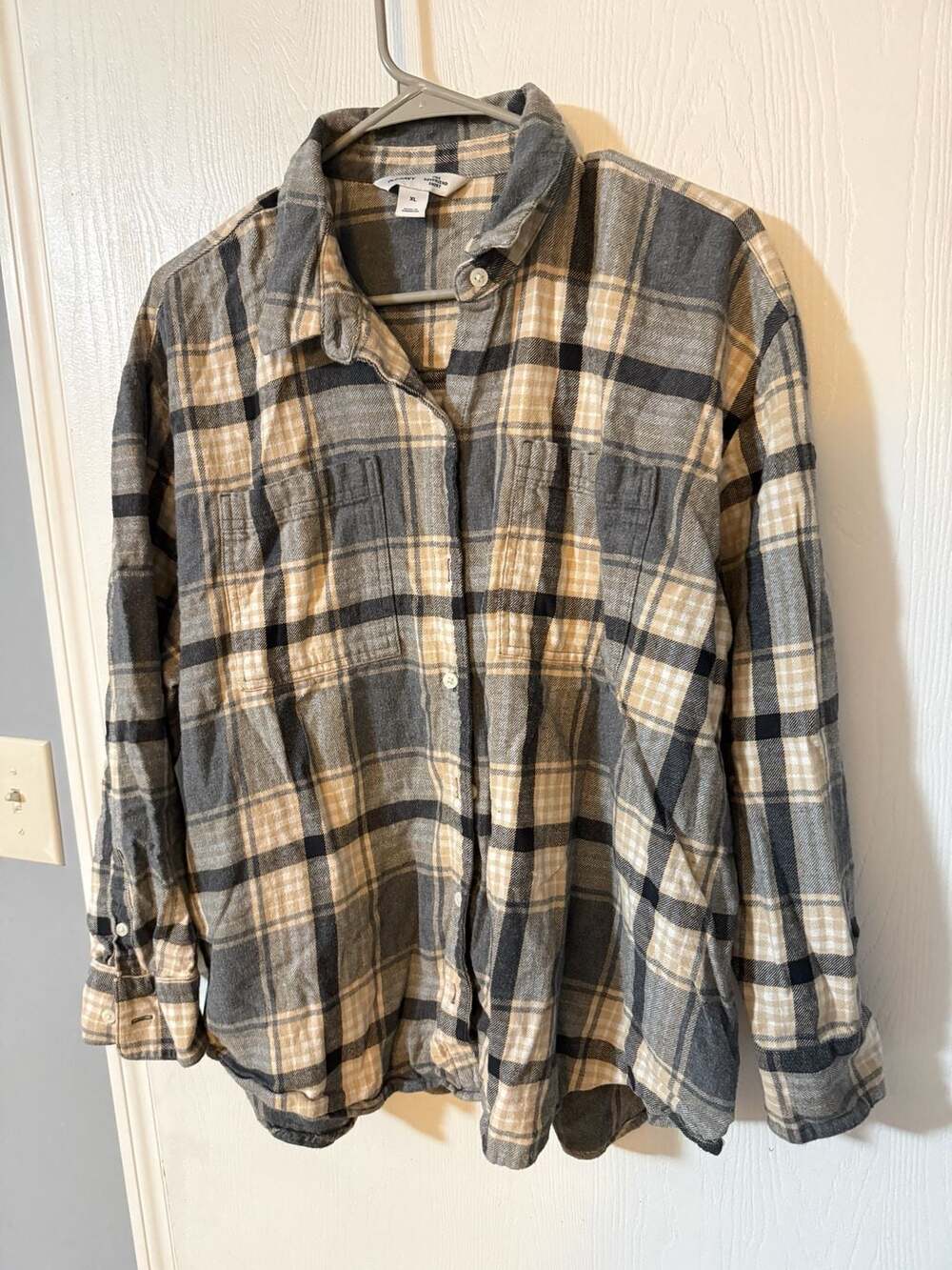 Old Navy The Boyfriend Shirt Flannel Plaid XL Gray Tan Flannel